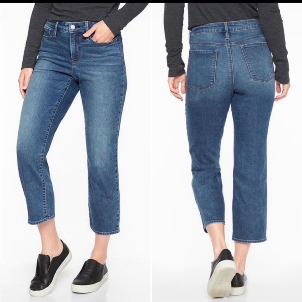 Athleta (Size 4) Medium Wash Button Zip Fly Casual Cropped Denim Jeans